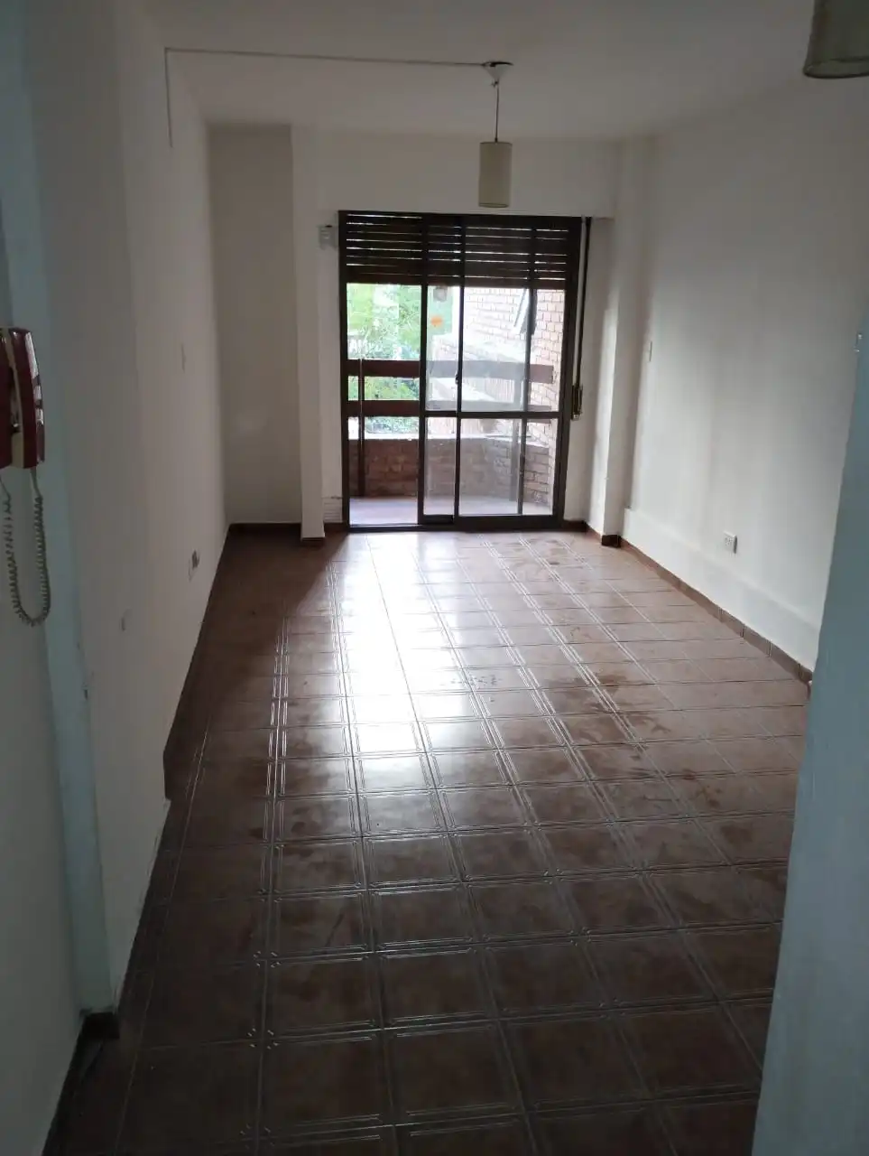 Se alquila dpto de 1 dormitorio con balcón a la vuelta del Parque Sarmiento