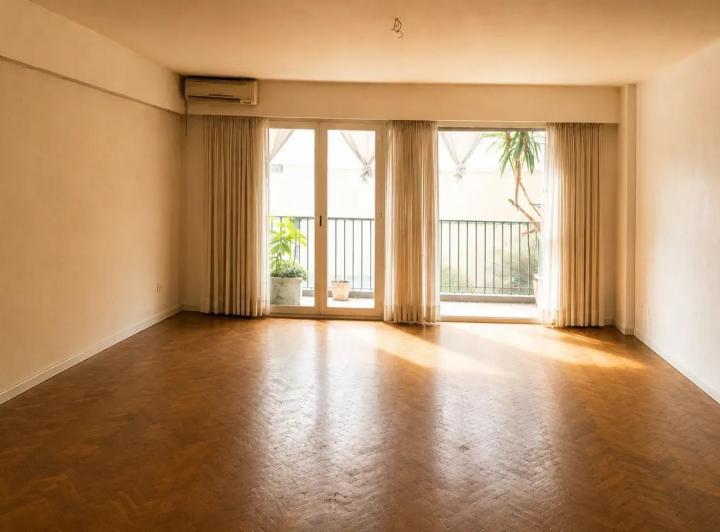 Departamento · 10400m² · 4 Ambientes · 1 Cochera