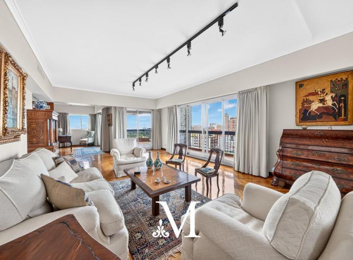 Departamento · 221m² · 4 Ambientes · 2 Cocheras
