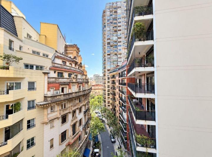 Departamento · 240m² · 7 Ambientes · 3 Cocheras