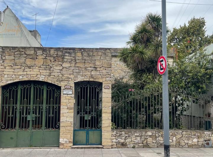 Departamento · 276m² · 7 Ambientes · 1 Cochera
