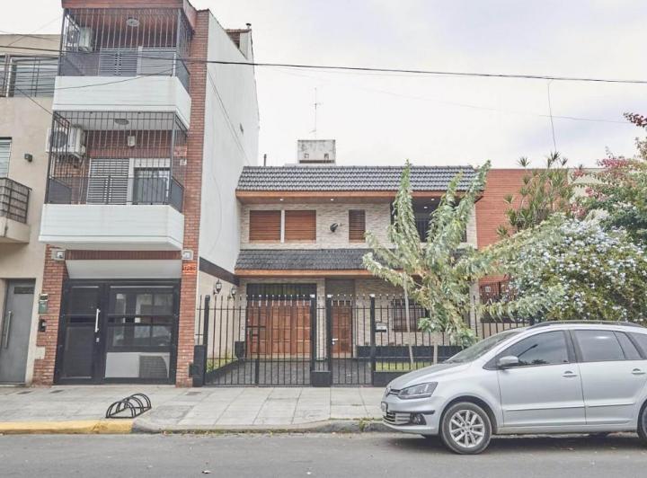 Casa · 161m² · 5 Ambientes · 1 Cochera