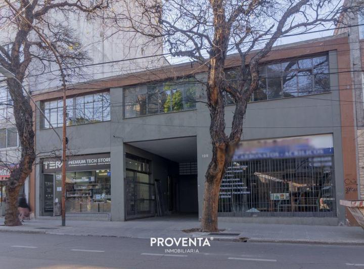 Local comercial · 872m² · 6 Ambientes
