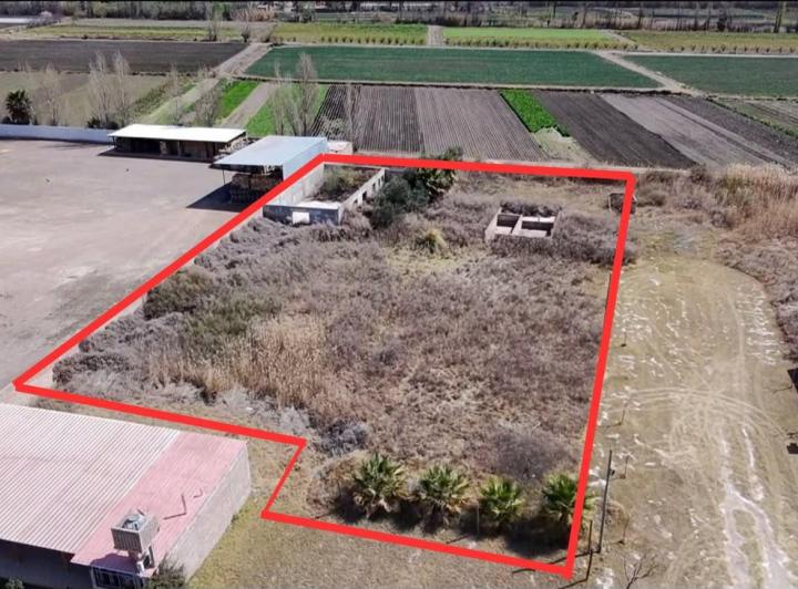 Terreno · 400m²
