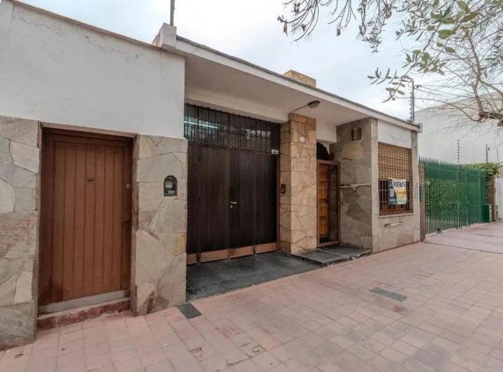 Casa · 186m² · 6 Ambientes · 1 Cochera