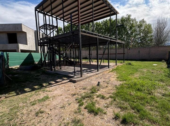 Terreno · 280m²