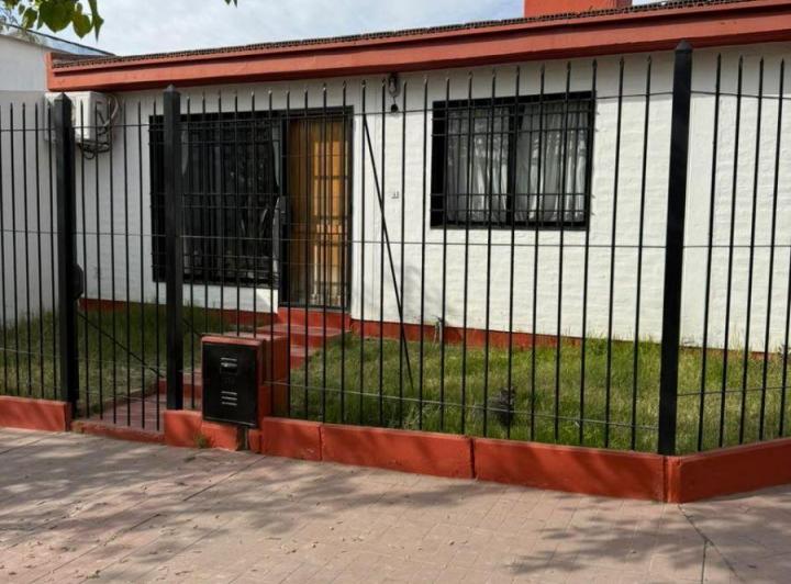 Casa · 115m² · 2 Ambientes · 1 Cochera