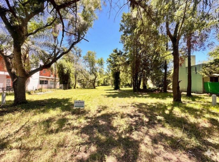 Terreno · 2048m²
