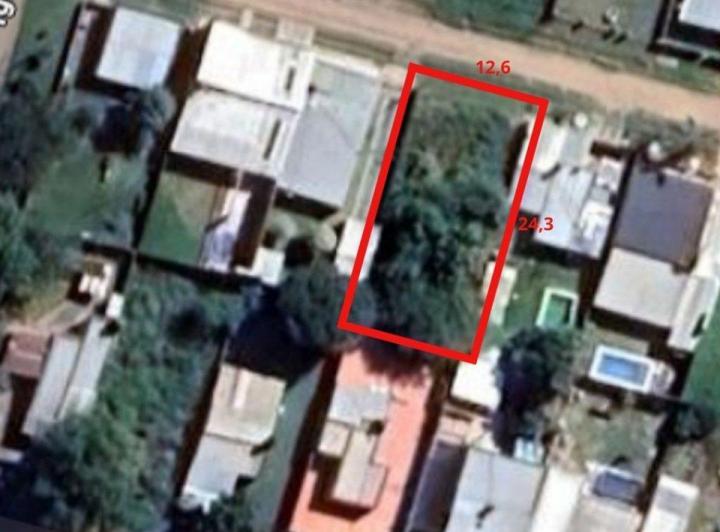 Terreno · 300m²