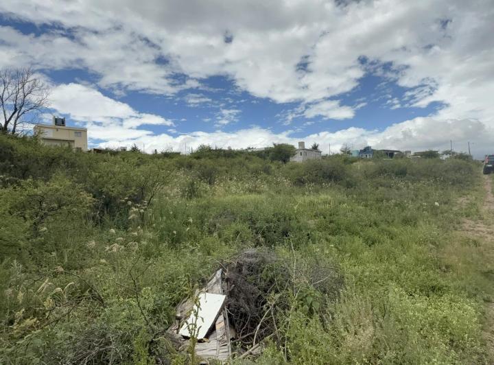 Terreno · 880m²
