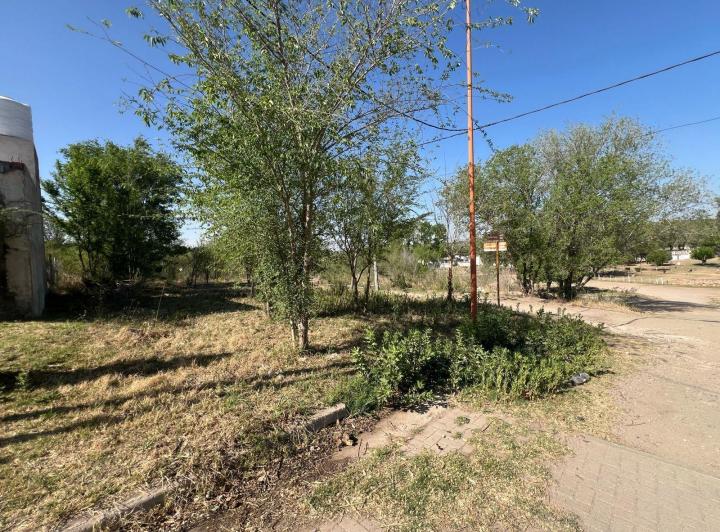 Terreno · 300m²