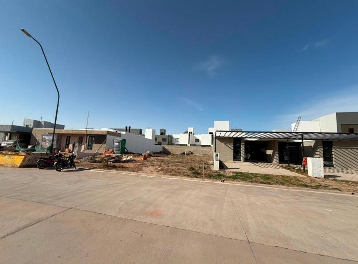 Terreno · 364m²