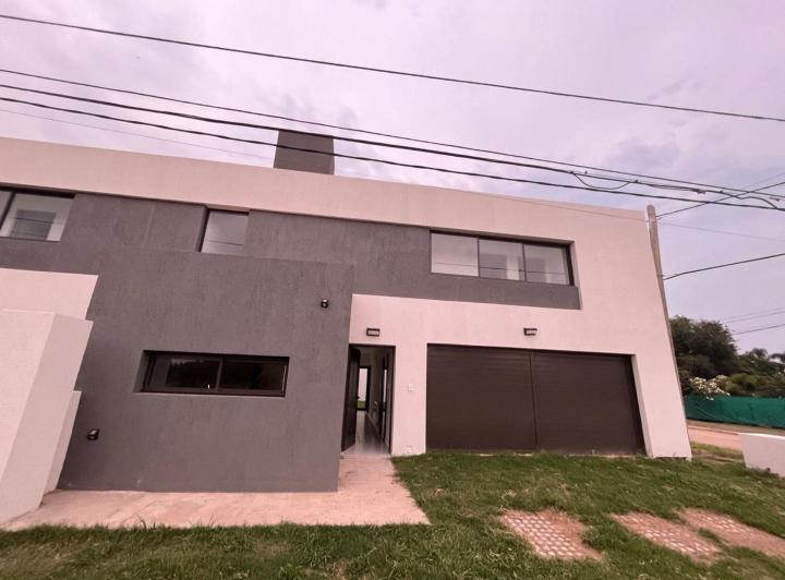 PH · 172m² · 4 Ambientes · 2 Cocheras