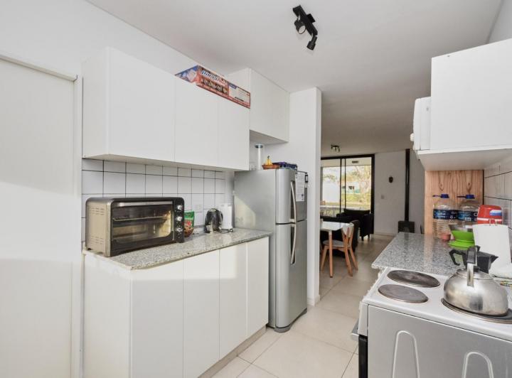 Casa · 140m² · 4 Ambientes · 3 Cocheras