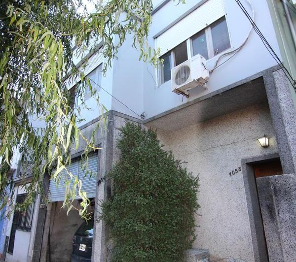 Casa · 344m² · 4 Ambientes · 1 Cochera