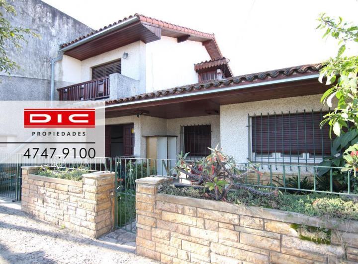 Casa · 510m² · 4 Ambientes · 1 Cochera