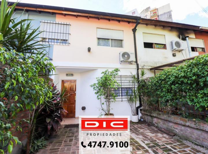 Casa · 42m² · 4 Ambientes · 1 Cochera