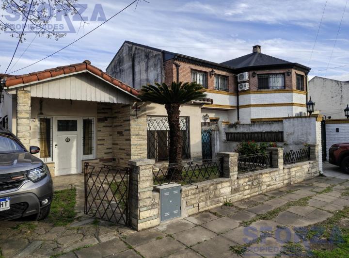Casa · 113m² · 3 Ambientes · 3 Cocheras