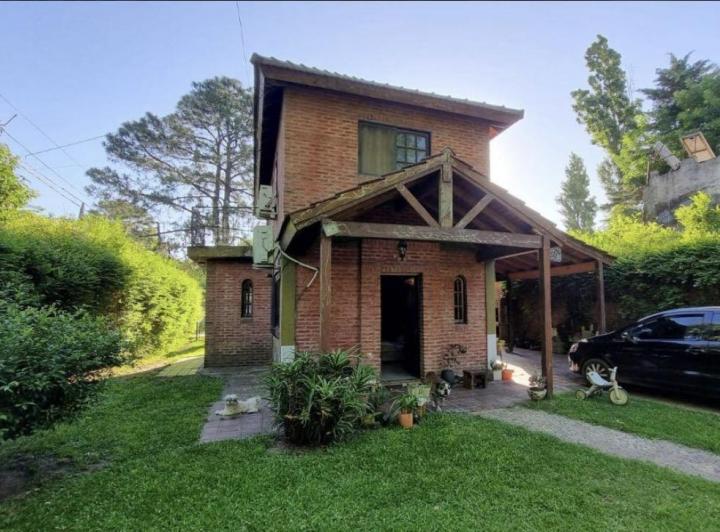 Casa · 144m² · 4 Ambientes · 1 Cochera