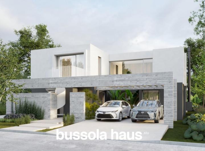 Casa · 306m² · 7 Ambientes · 4 Cocheras