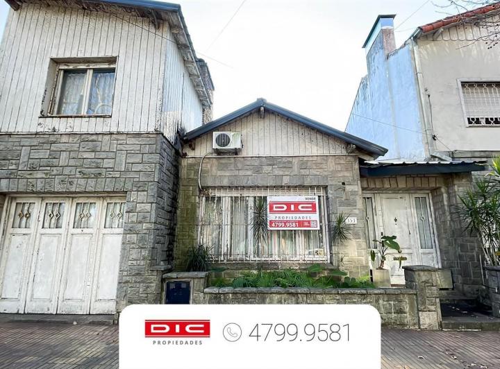 Casa · 195m² · 5 Ambientes · 1 Cochera
