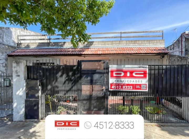 Casa · 100m² · 7 Ambientes · 2 Cocheras