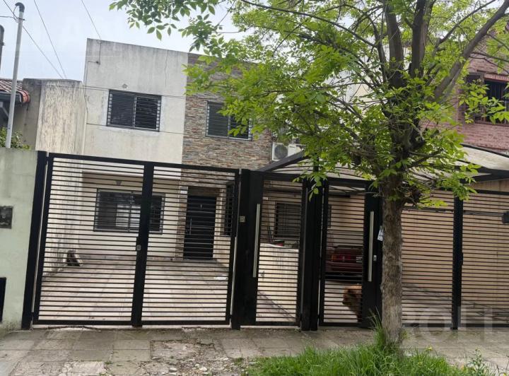 Casa · 120m² · 4 Ambientes · 1 Cochera