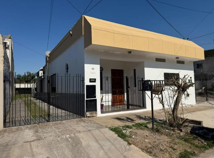 Casa · 70m² · 3 Ambientes · 1 Cochera