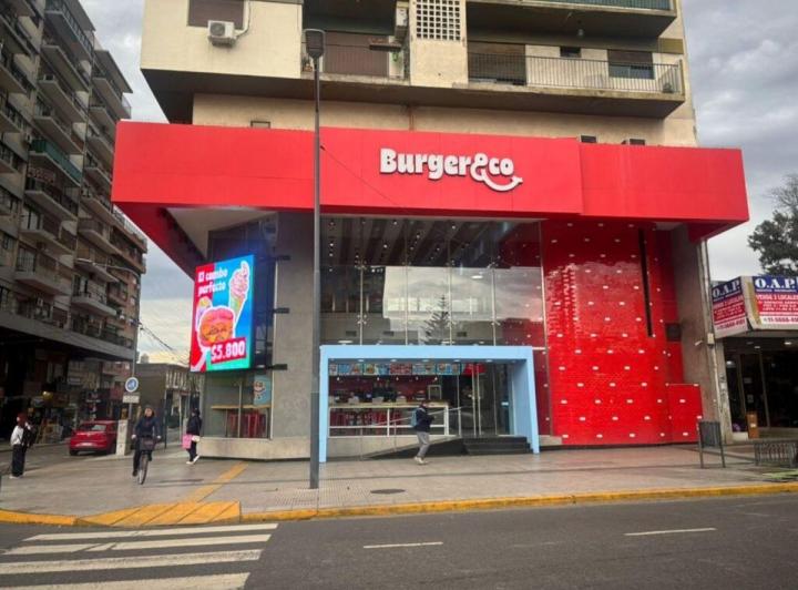 Local comercial · 664m²