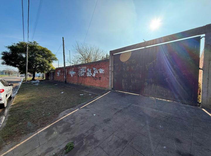 Terreno · 400m²
