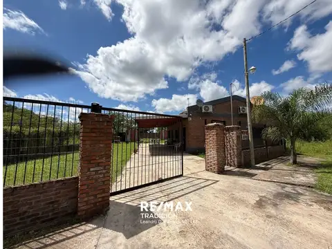 Casa con piscina y galpón – ruta 16, puerto tirol