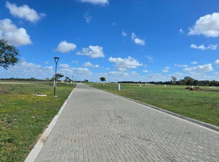 Terreno · 602m²