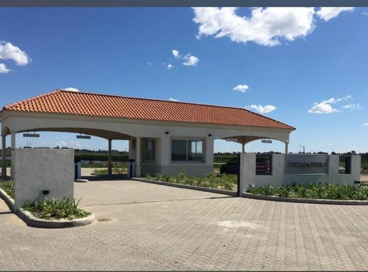 Terreno · 811m²