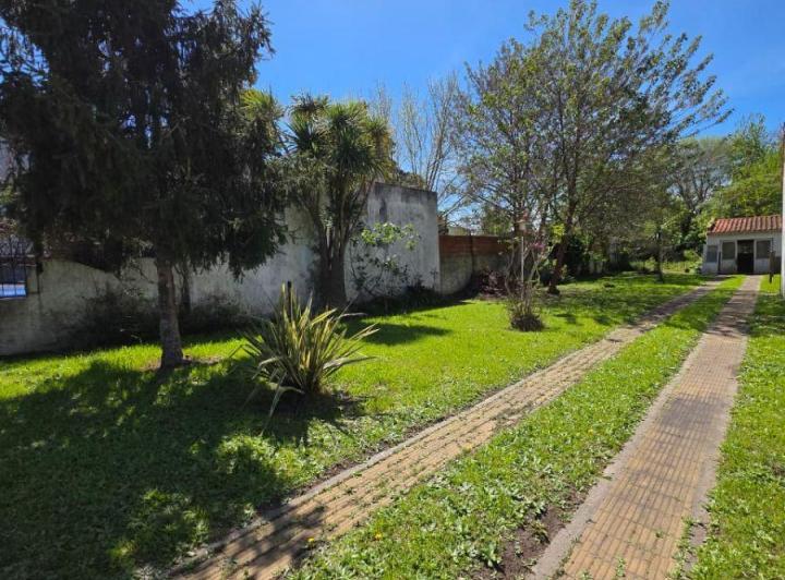 Terreno · 600m²