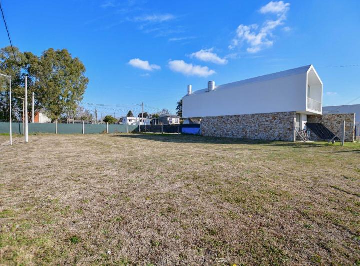 Terreno · 325m²