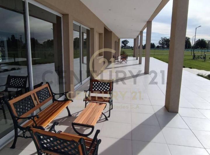 Terreno · 700m²