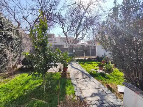 Casa en venta – sexta sección, ciudad de mendoza