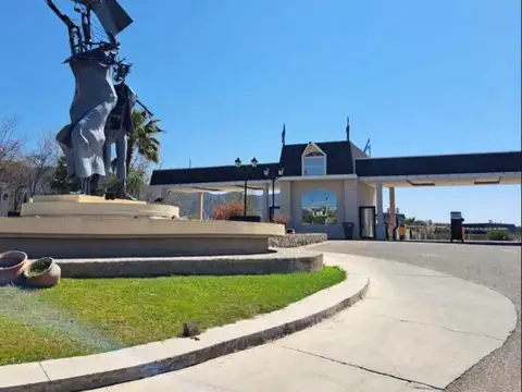Venta hermoso lote en barrio la bastilla