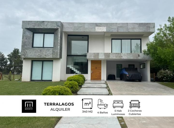 Casa · 251m² · 6 Ambientes · 2 Cocheras