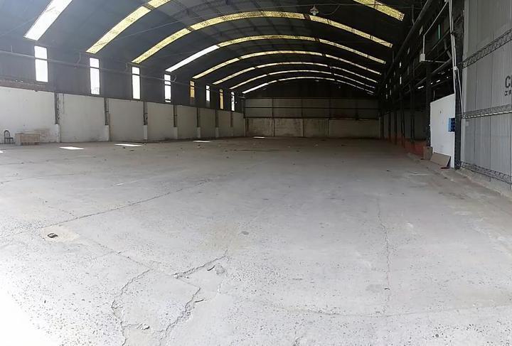 Depósito · 1600m²