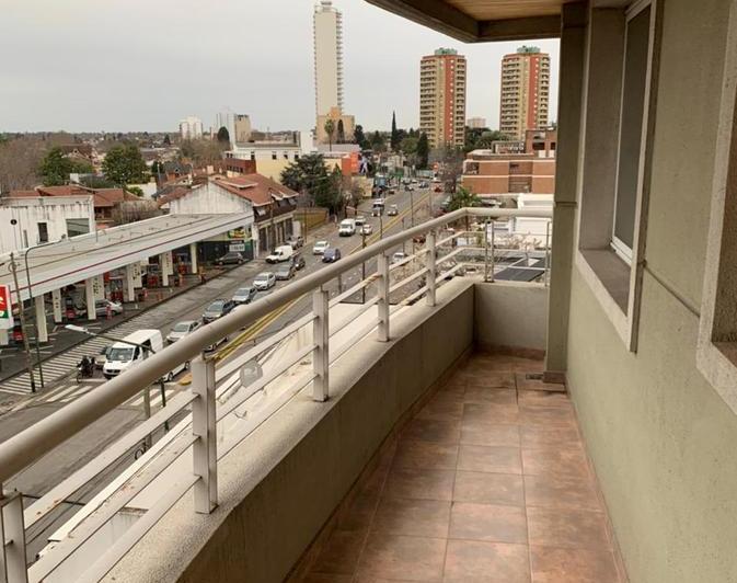 Departamento · 70m² · 3 Ambientes · 1 Cochera