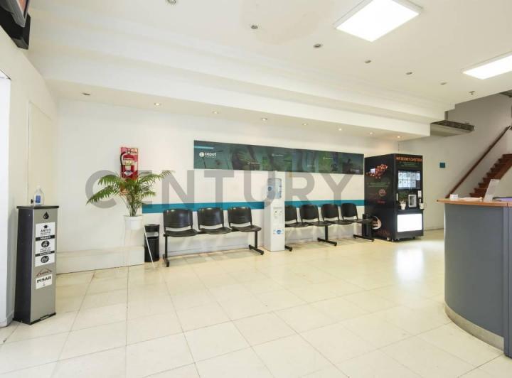 Oficina comercial · 500m² · 8 Ambientes