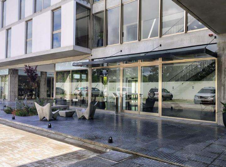 Oficina comercial · 74m² · 1 Ambiente · 1 Cochera