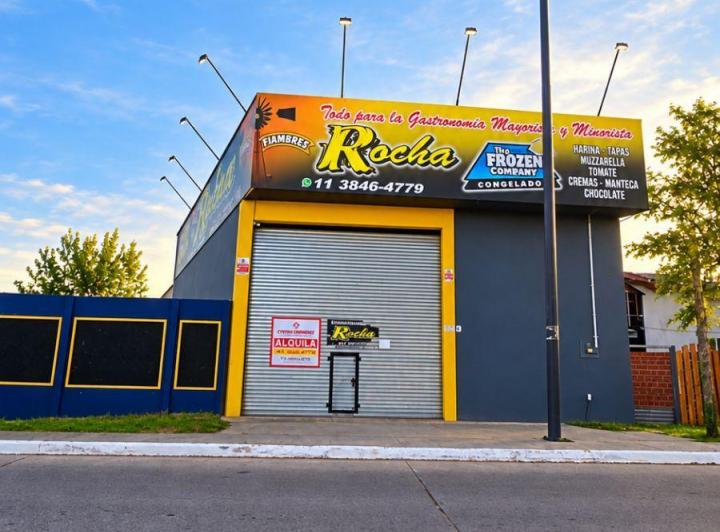 Local comercial · 200m²