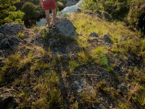 Ultimos lotes 1 hectarea costa de rio atos pampa