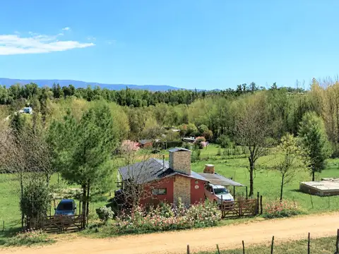 Se vende cabaña equipada v. yacanto terreno 600m2