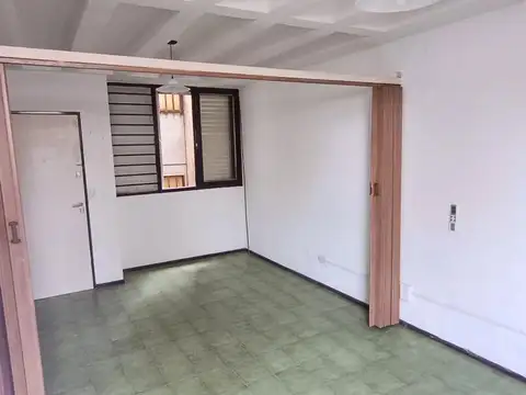 Alquiler departamento monoambiente de pasillo en barrio nuestra señora de lourdes, rosario