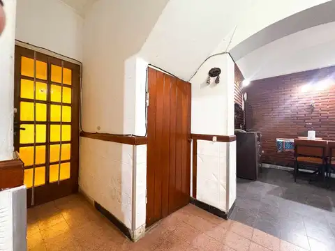 Ph en venta dos dormitorios en echesortu con patio