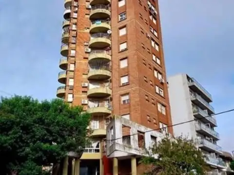 Venta departamento 1 dormitorio con vista al rio