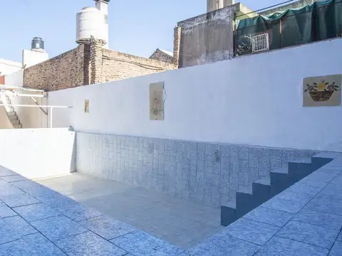 Venta casa 300 m2 pileta/bella vista/apta credito